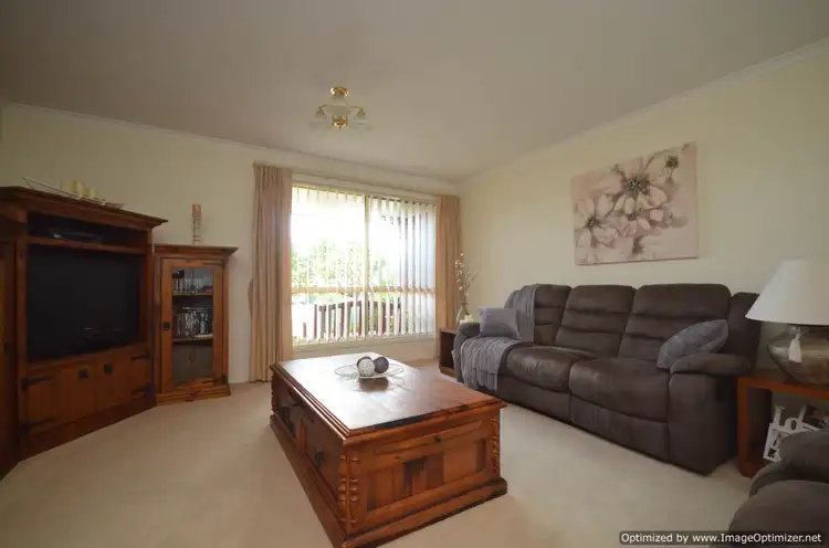 Second view of Homely house listing, 15 Canterbury Close, Eastwood VIC 3875