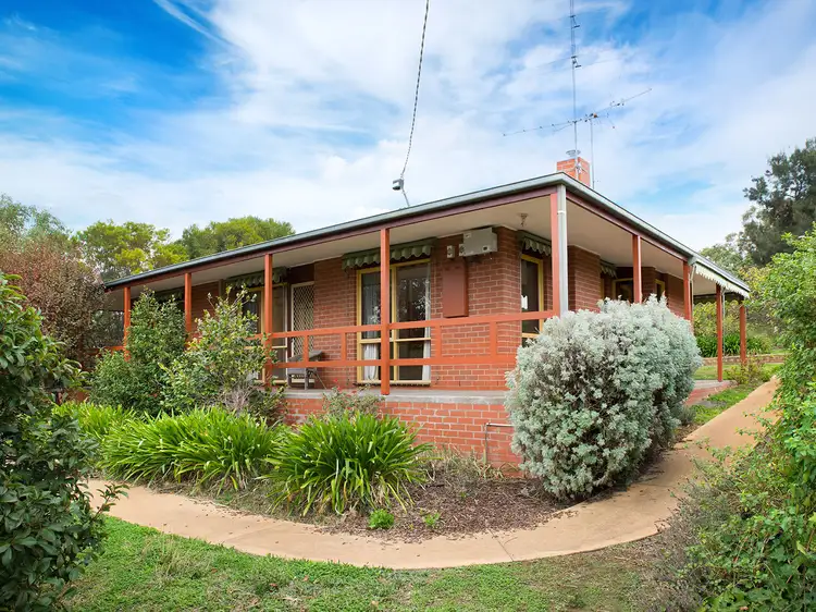 24 Parkins Reef Road, Maldon VIC 3463