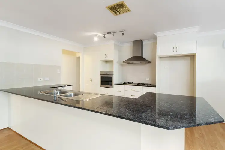 5 Nield Street, Ropes Crossing NSW 2760