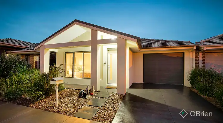 4 Hestia Avenue, Cranbourne West VIC 3977