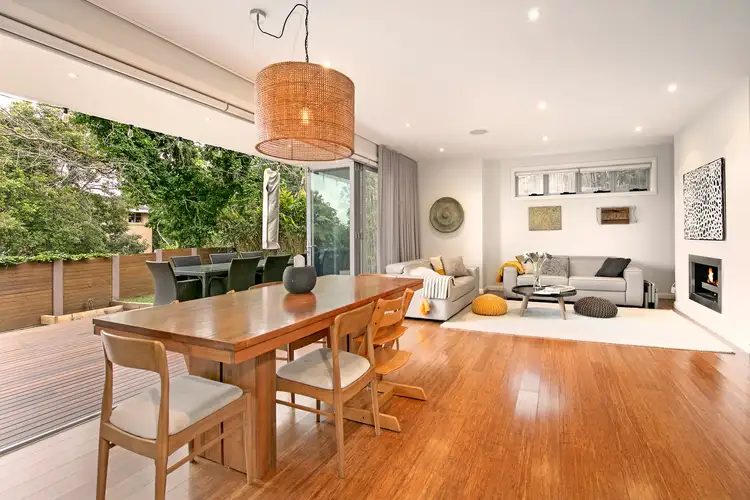 30b Rowe Street