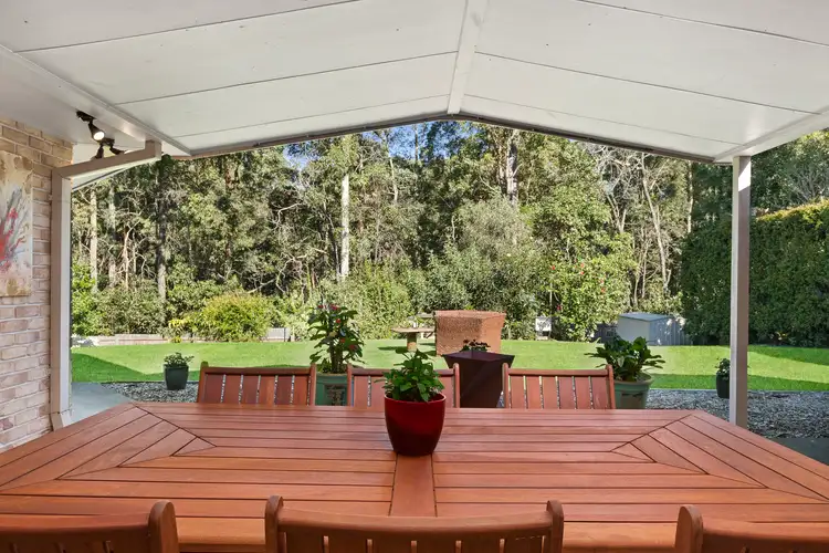 10 Corvus Drive, Cashmere QLD 4500