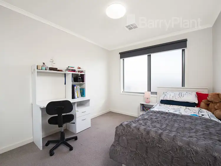 Fifth view of Homely townhouse listing, 5 Cascades Way, Wantirna South VIC 3152