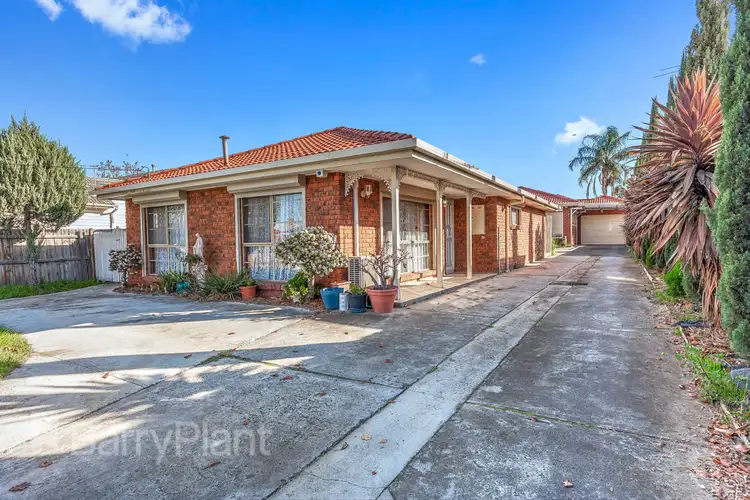 Second view of Homely unit listing, 1/71 Leonard Avenue, St Albans VIC 3021