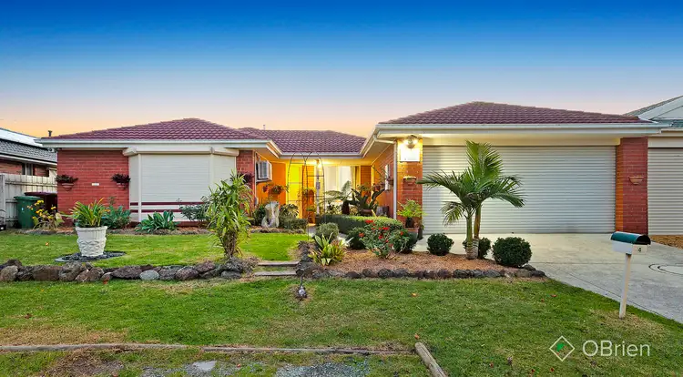 4 Nariel Place, Cranbourne West VIC 3977