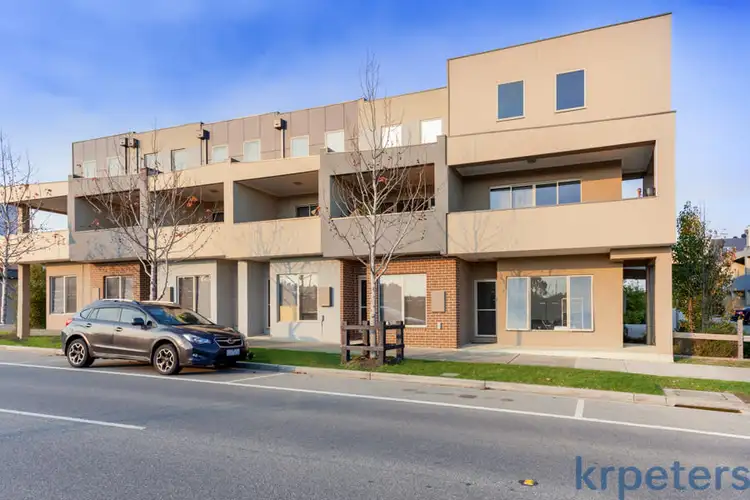 16 Annecy Lane, Pakenham VIC 3810