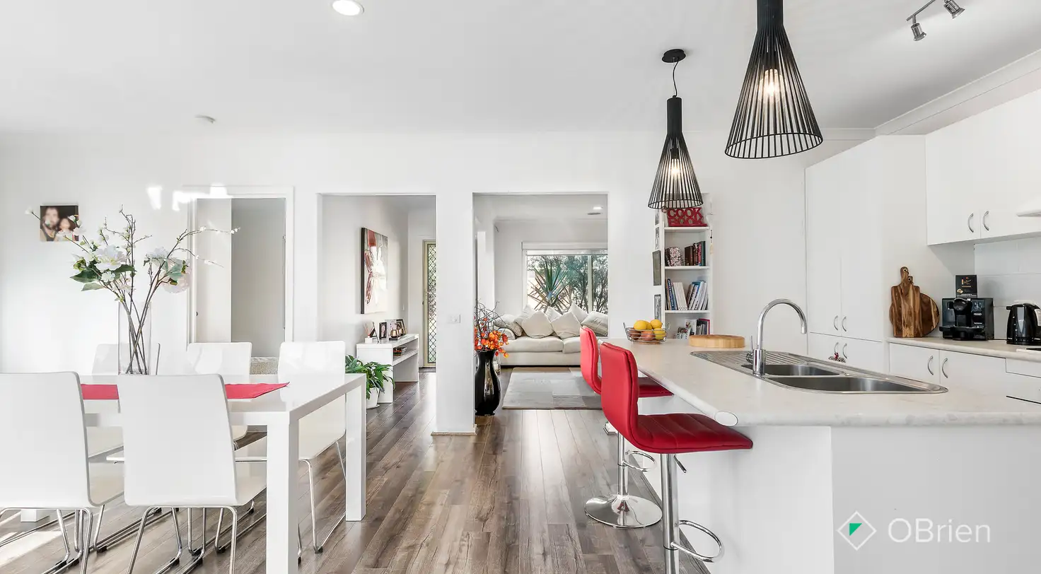 Main view of Homely unit listing, 2/126 Cadles Road, Carrum Downs VIC 3201