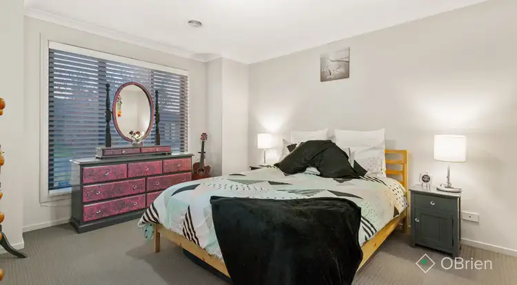 Second view of Homely house listing, 15 Currawong Crescent, Pakenham VIC 3810