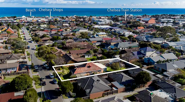 19 Sherwood Avenue, Chelsea VIC 3196