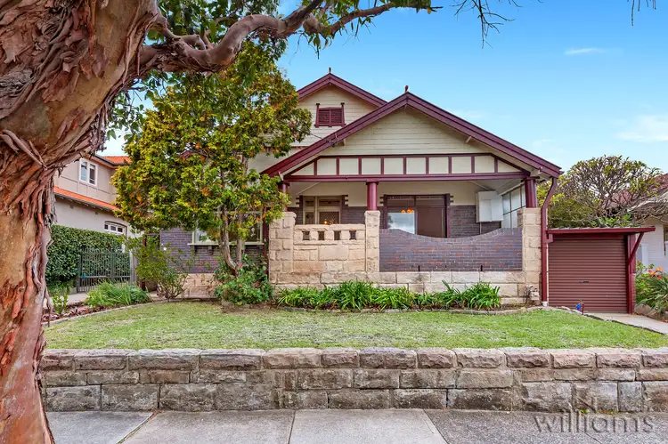 5 Lenore Street, Russell Lea NSW 2046