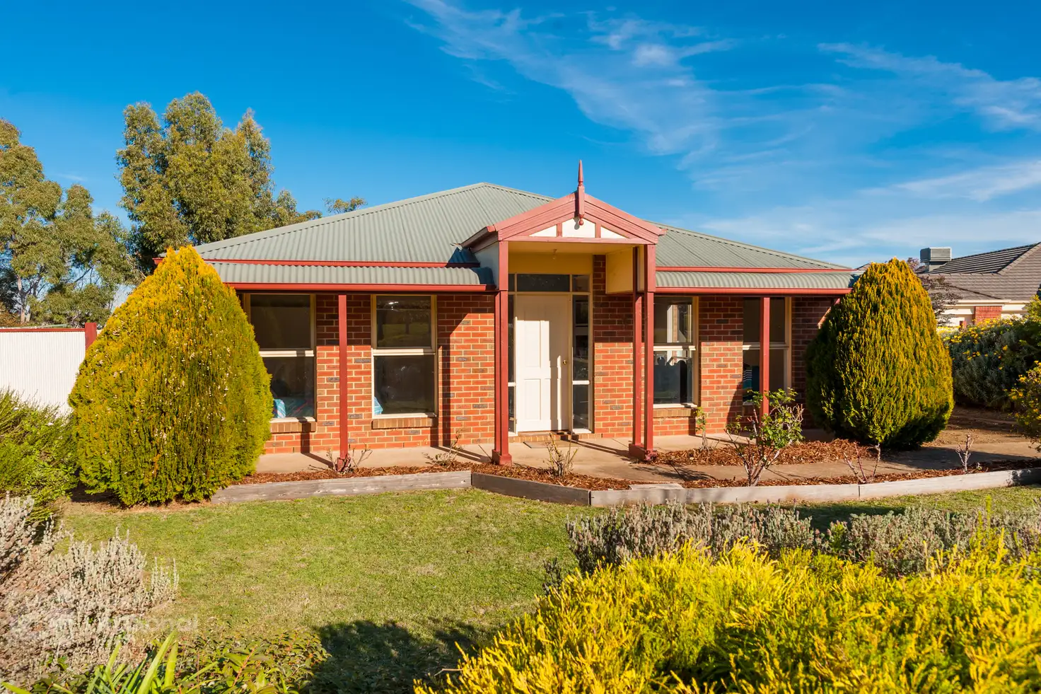 Main view of Homely house listing, 5 Lucern Close, Romsey VIC 3434
