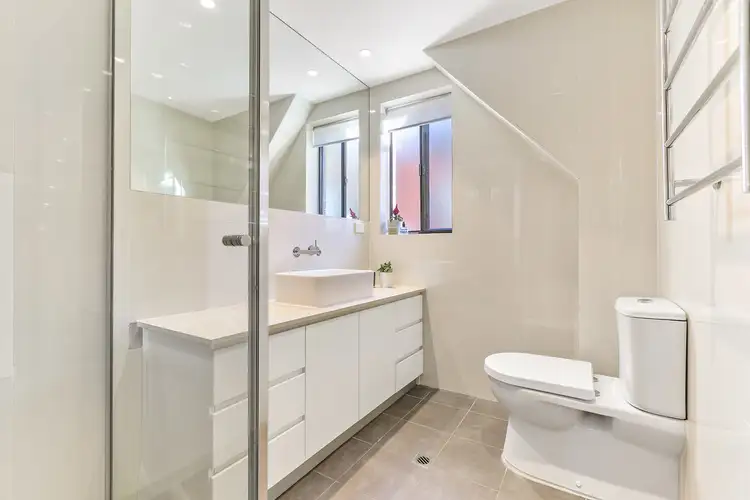 Sixth view of Homely apartment listing, 2/139 Pacific Parade, Dee Why NSW 2099