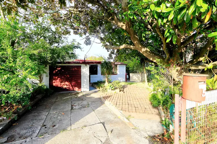 5 Vena Avenue, Gorokan NSW 2263