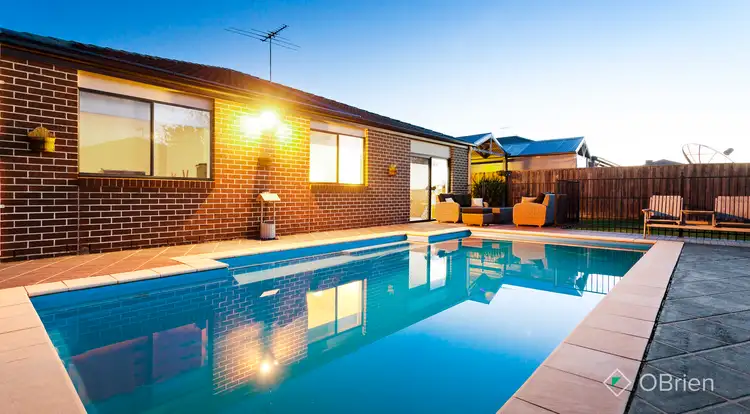 22 Forest Oak Court, Cranbourne VIC 3977