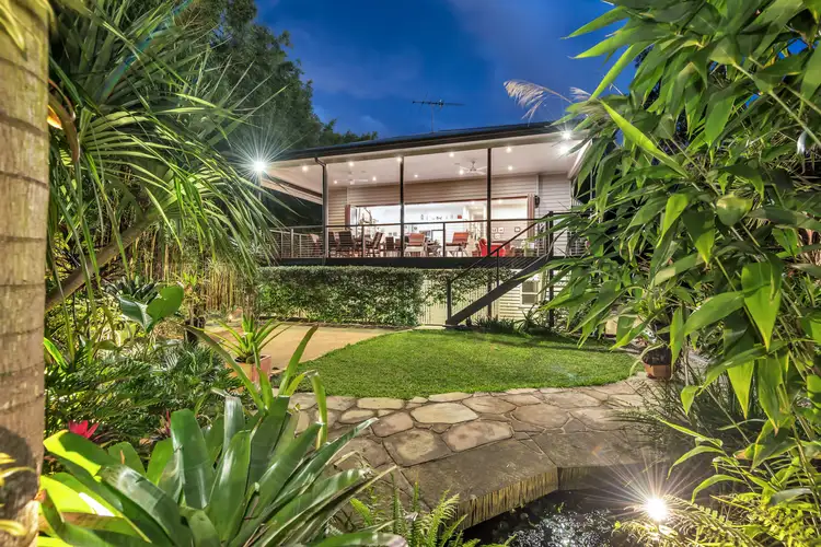 23 Mark Street, Newmarket QLD 4051