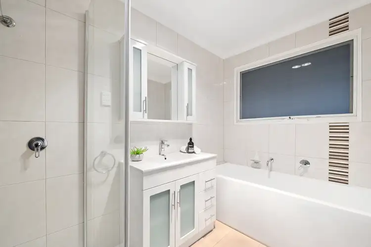 Sixth view of Homely unit listing, 2/21-23 Outhwaite Avenue, Doncaster VIC 3108