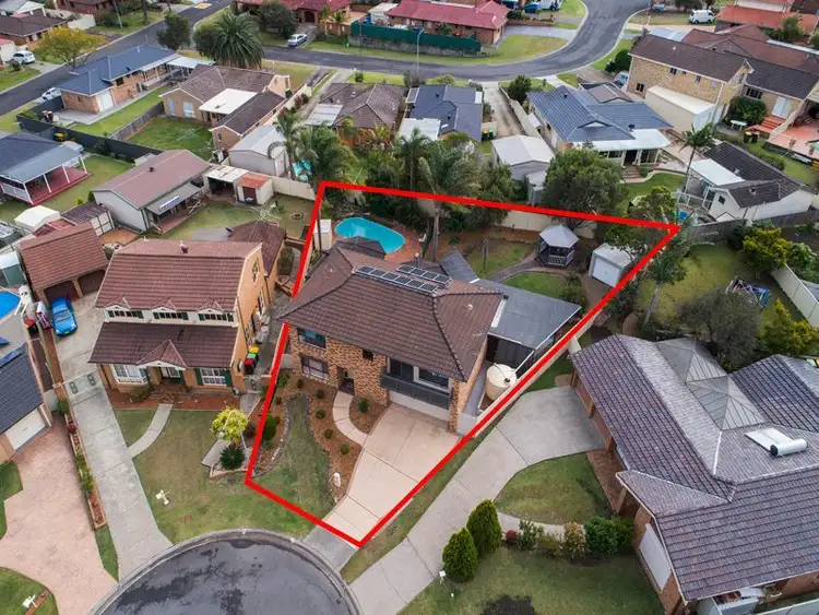 Second view of Homely house listing, 8 Amara Place, Oak Flats NSW 2529