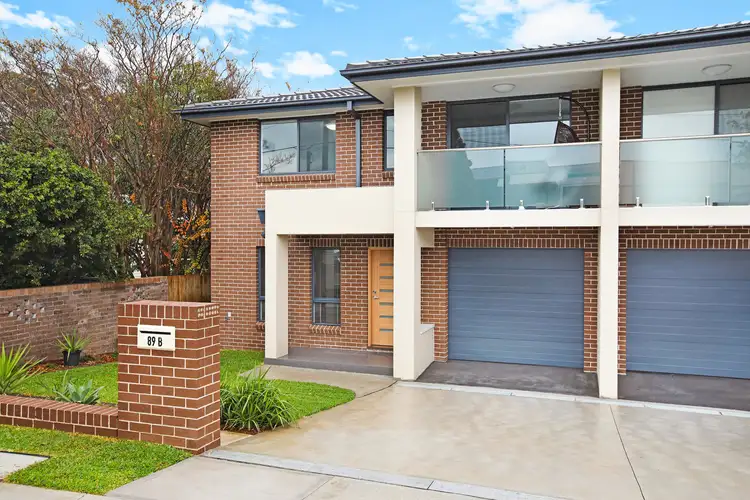 89b Oak Road, Kirrawee NSW 2232