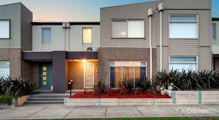 Main view of Homely townhouse listing, 35 Atlantic Drive, Pakenham VIC 3810