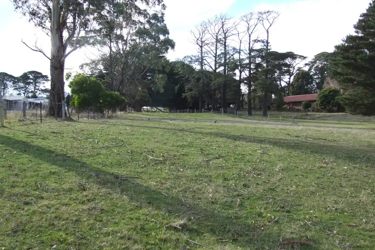 12 Spencer Road, Ballan VIC 3342