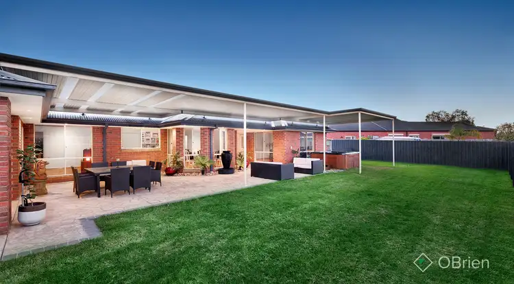 5 Petalnina Close, Somerville VIC 3912