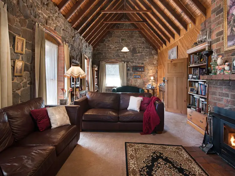 Fifth view of Homely house listing, 10 Mackie Lane, Newstead VIC 3462