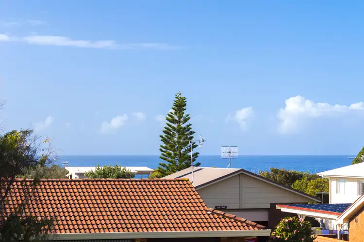 Fourth view of Homely house listing, 2 Thadalee Place, Ulladulla NSW 2539