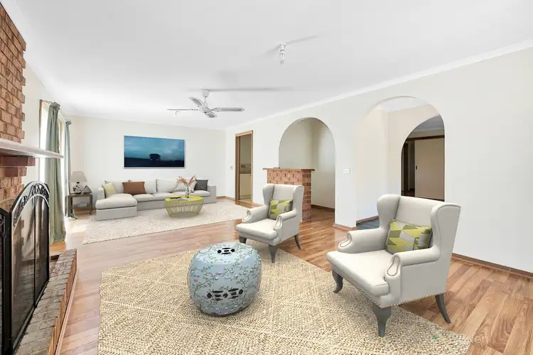 111 Gipps Crescent, Cranbourne North VIC 3977