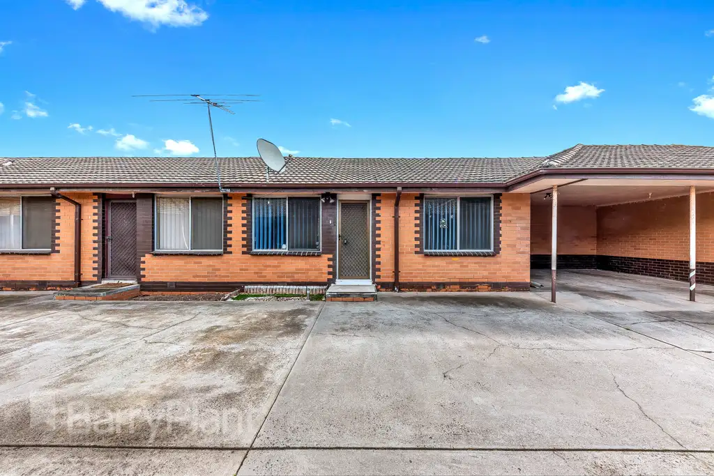 Main view of Homely unit listing, 6/100 Fox Street, St Albans VIC 3021