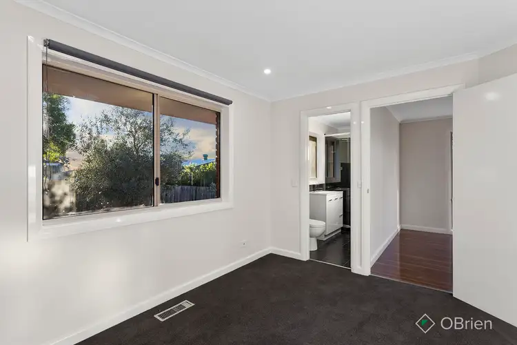 Sixth view of Homely house listing, 8 Meredith Court, Drouin VIC 3818
