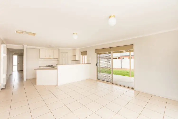 Sixth view of Homely house listing, 2 Homebush Court, Mildura VIC 3500