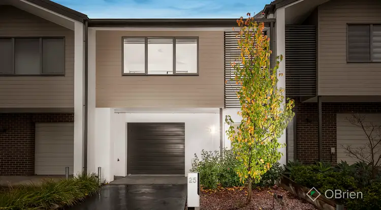 25 Reflection Drive, Wantirna South VIC 3152