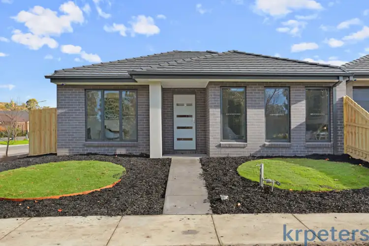 13 Caitlin Drive, Pakenham VIC 3810