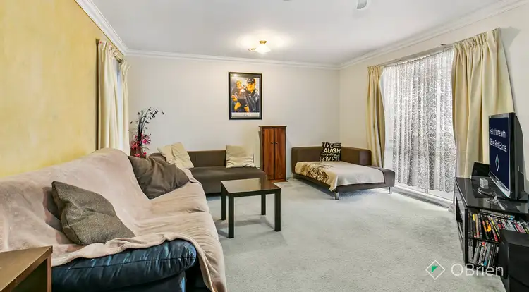 Second view of Homely house listing, 16 Delatite Way, Skye VIC 3977