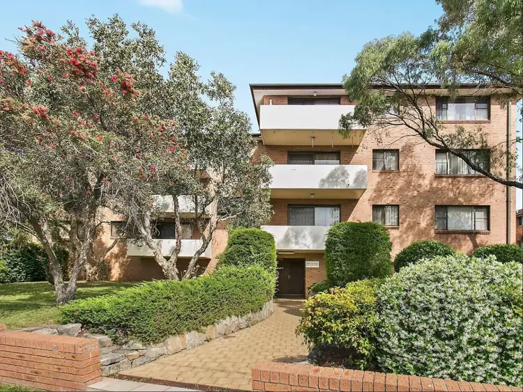 Main view of Homely unit listing, 3/138 Military Road, Guildford NSW 2161