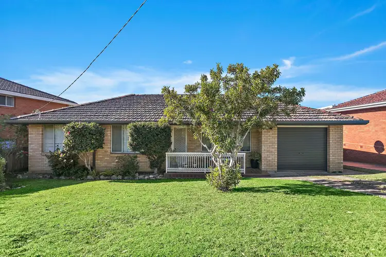 121 Jacaranda Avenue, Figtree NSW 2525