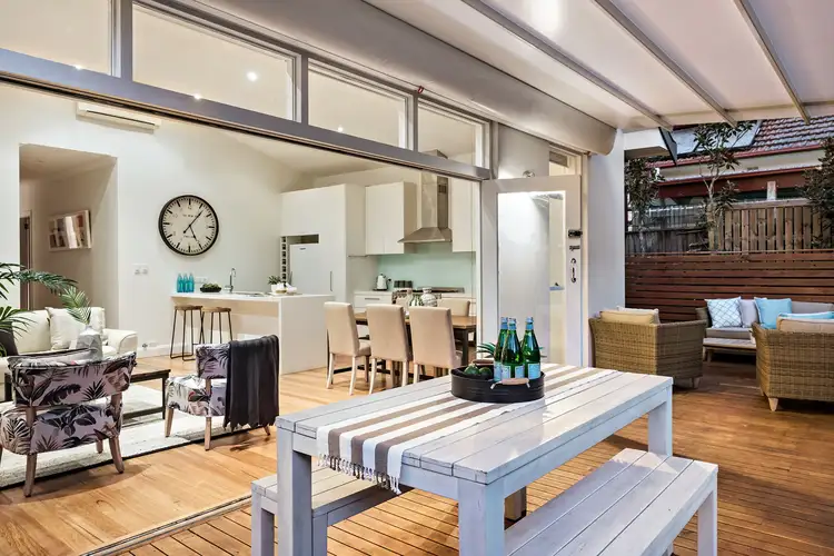 8 Brook Road, Seaforth NSW 2092