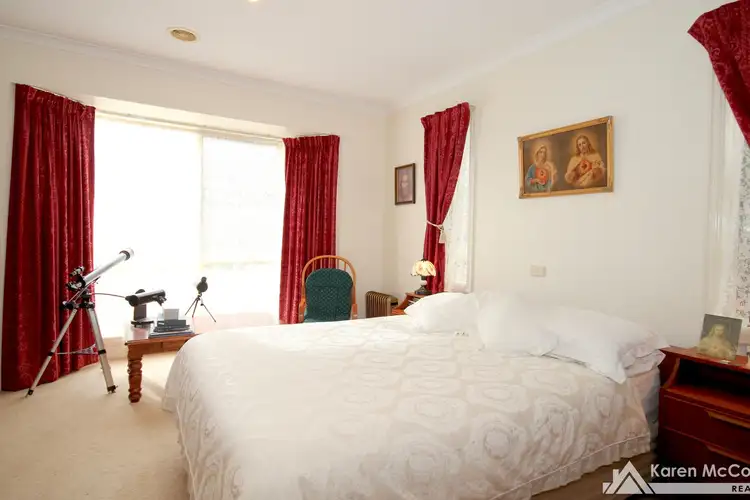 Sixth view of Homely house listing, 15 Cherrywood Place, Warragul VIC 3820