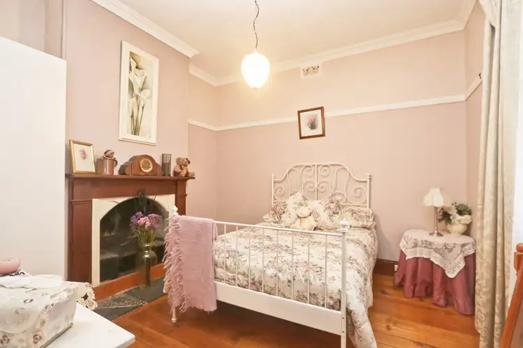 Sixth view of Homely house listing, 7 Horne Square, Goulburn NSW 2580