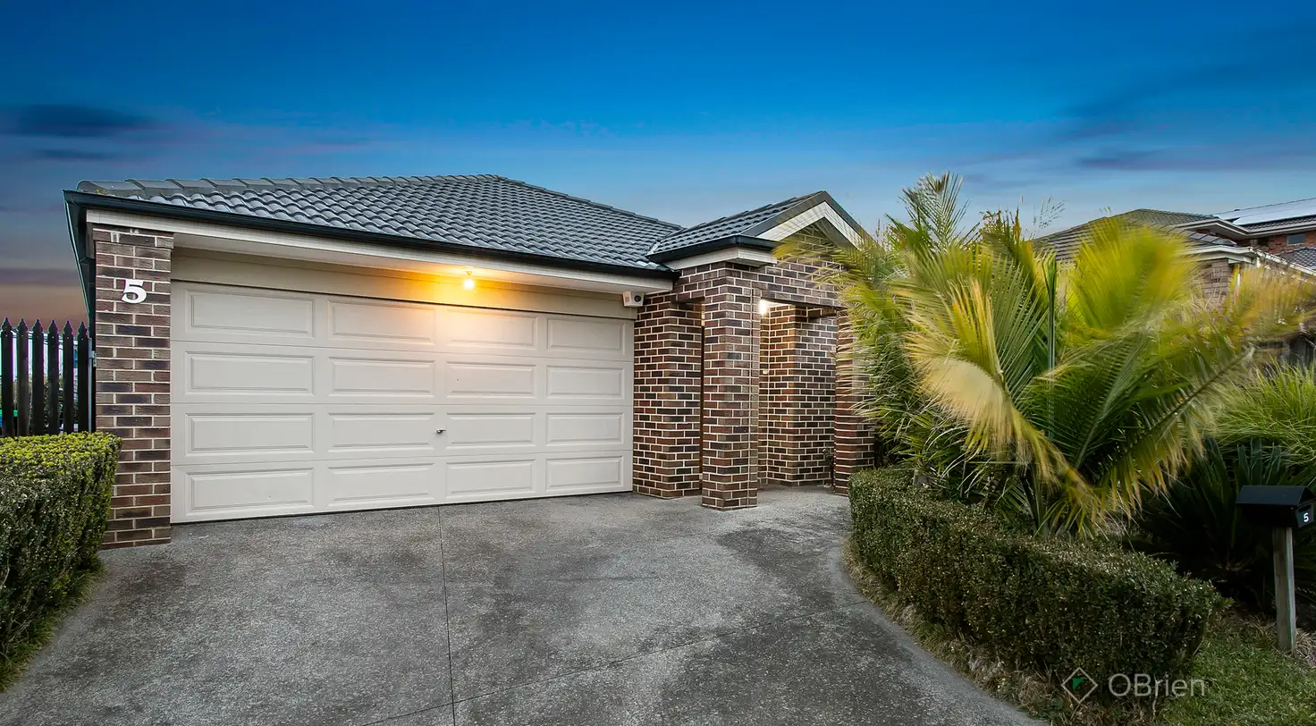 Main view of Homely house listing, 5 Locarno Place, Narre Warren South VIC 3805