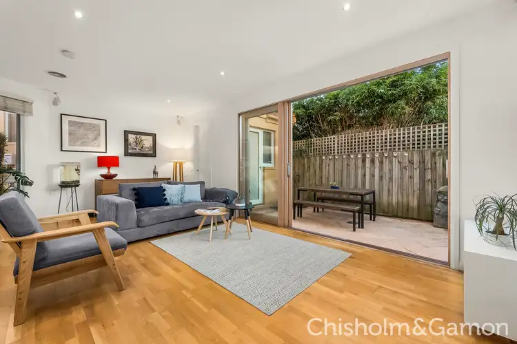 25B Thackeray Street, Elwood VIC 3184