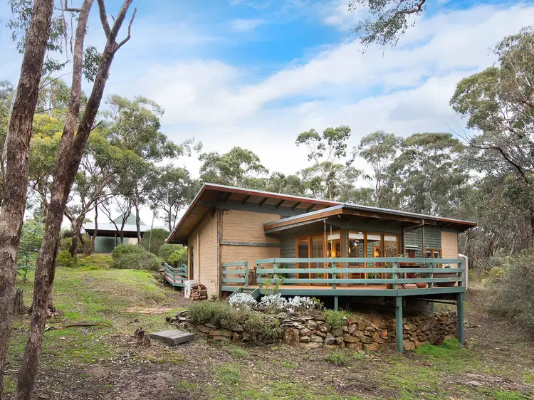 29 Hoopers Road, Chewton VIC 3451