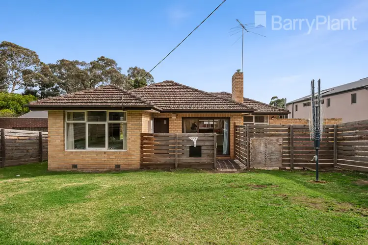 12 Bruce Street, Diamond Creek VIC 3089