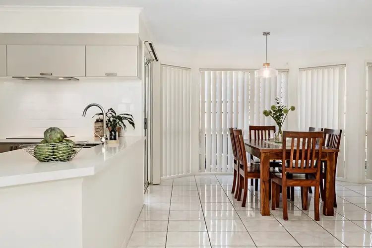 Fifth view of Homely house listing, 71 Coventry Circuit, Carindale QLD 4152