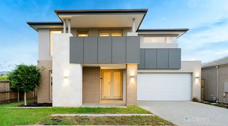 64 Flowerbloom Crescent, Clyde North VIC 3978