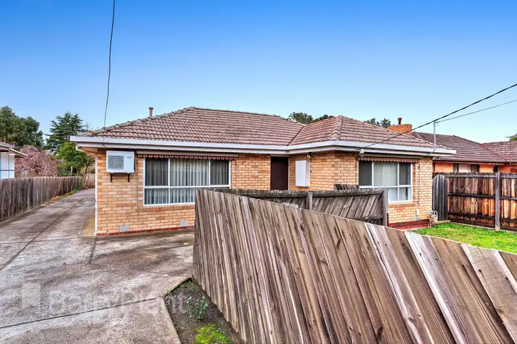 1/56 Douglas Avenue, St Albans VIC 3021