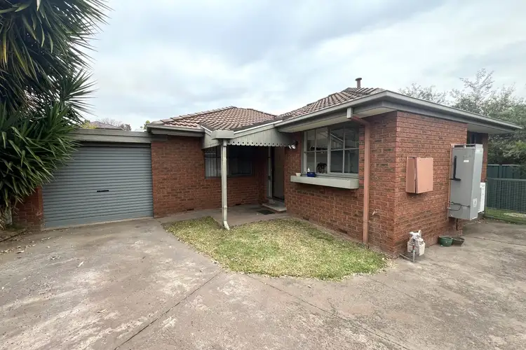 2/363 Woodstock Court, East Albury NSW 2640