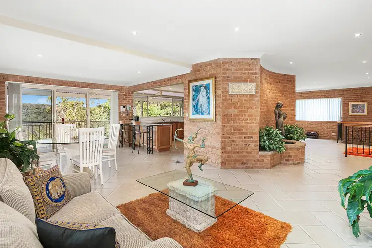 41 Warrangarree Drive, Woronora Heights NSW 2233