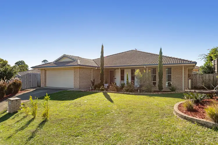 7 Elle Court, Cashmere QLD 4500