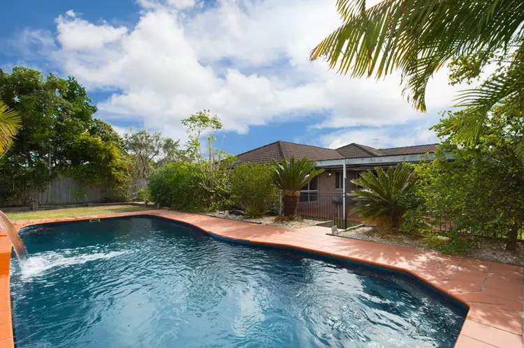 7 Haase Place, Bellbowrie QLD 4070